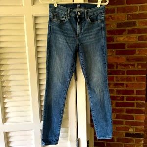 Gap True Skinny 30R